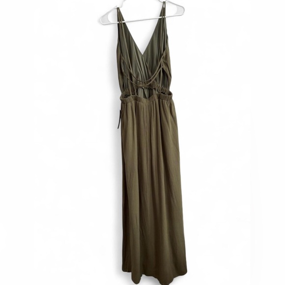 NWT Women's Lost in Paradise Olive Green Maxi Dress Size Medium‎ Strappy Boho - Picture 6 of 8